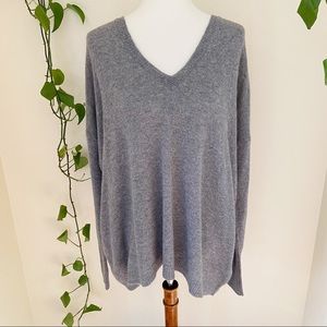 Cashmere Boutique Oversized V Neck Sweater